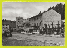 66 FONT ROMEU En 1952 Vers Prades N°7350 VOIR 2 ZOOMS Restaurant L'Hermitage Auto Peugeot 402 Avec Galerie - Prades