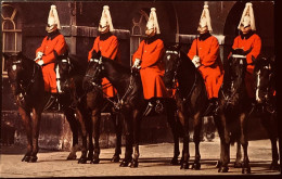 LONDON -LIFE GUARDS PARADE - Buckingham Palace