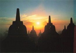 INDONESIE - Sunrise At Borobudur Temple 8th Ad - Central Java - Indonesia - Carte Postale - Indonesia