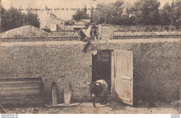 34 ARENES DE BEZIERS TORO SORTI DE LA CAGE ET MIS AU CORRAL - Beziers