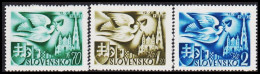 1942. SLOVENSKO European Post Congress Complete Set Hinged.  (Michel 102-104) - JF545989 - Nuevos