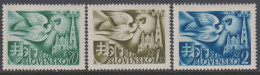 1942. SLOVENSKO Postcongress. Complete Set Of 3 Stamps. Never Hinged. (Michel 102-104) - JF418430 - Nuovi