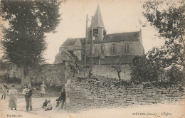 02 - AISNE - BIEVRES - L'église - Animation - 10407 - Autres & Non Classés