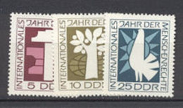 DDR   1065/1067  * *   TB     Cote 1.50 Euro   - Unused Stamps