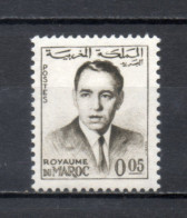 MAROC N°  437    NEUF SANS CHARNIERE  COTE 0.30€     ROI HASSAN - Morocco (1956-...)