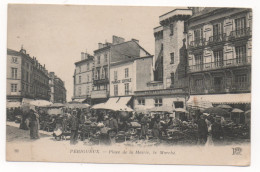 PERIGUEUX    24  DORDOGNE PERIGORD   PLACE DE LA MAIRIE  -  LE MARCHÉ - Périgueux