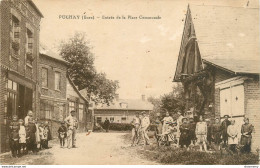 CPA Puchay-Entrée De La Place Communale      L1066 - Pacy-sur-Eure