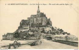 CPA Le Mont Saint Michel-Le Côté Sud Et La Digue-Timbre          L1102 - Le Mont Saint Michel