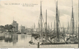 CPA La Rochelle-Le Bassin De Commerce     L1237 - La Rochelle