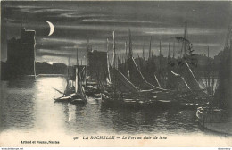 CPA La Rochelle-Le Port Au Clair De Lune     L1237 - La Rochelle