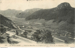 CPA Le Mont Dore-Vallée Du Mont Dore Et Le Capucin-Timbre      L1235 - Le Mont Dore