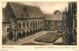 CPA Laon-Gargouilles De La Cathédrale       L1197 - Laon