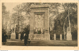 CPA Perpignan-Monument Aux Morts       L1196 - Perpignan