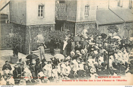 CPA Hospices De Beaune-Procession De La Fête Dieu Dans La Cour D'honneur-animée   L1195 - Beaune