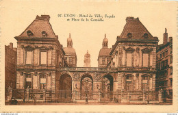 CPA Lyon-Hôtel De Ville       L1116 - Autres & Non Classés