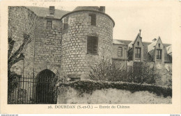 CPA Dourdan-Entrée Du Château-Timbre    L1105 - Dourdan