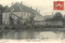 CPA Jussey-L'école Des Filles-Timbre   L1260 - Andere & Zonder Classificatie