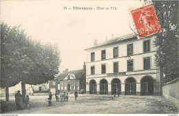 CPA Villeneuve-Hôtel De Ville-Timbre       L1247 - Sonstige & Ohne Zuordnung