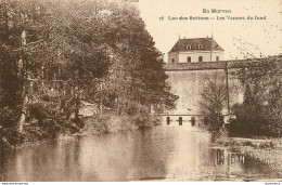 CPA Lac Des Settons-Les Vannes Du Fond-Timbre    L1549 - Andere & Zonder Classificatie