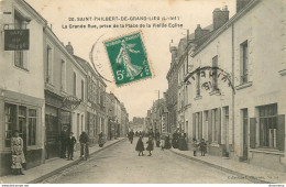 CPA Saint Philbert De Grand Lieu-La Grande Rue,prise De La Place De La Vieille église-Timbre      L1540 - Saint-Philbert-de-Grand-Lieu