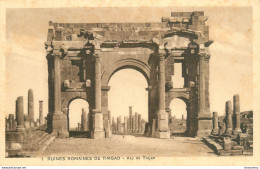 CPA Ruines Romaines De Timgad-Arc De Trajan      L1534 - Altri & Non Classificati