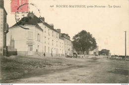 CPA Roche Maurice Près Nantes-Le Quai-Timbre         L1512 - Sonstige & Ohne Zuordnung