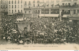 CPA Nantes-Place Du Commerce Le Jour De La Mi-Carême    L1493 - Nantes