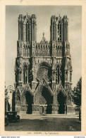 CPA Reims-La Cathédrale-610-Timbre      L1640 - Reims