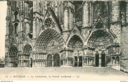 CPA Bourges-La Cathédrale,le Portail Occidental-14        L1627 - Bourges