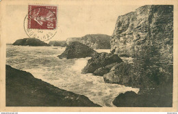 CPA Belle Ile En Mer-Les Rochers De La Grotte-Timbre    L1584 - Belle Ile En Mer