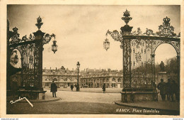 CPA Nancy-Place Stanislas-Timbre         L1689 - Nancy