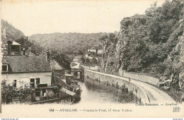 CPA Avallon-Cousin Le Pont,le Gour Vallon-184      L1666 - Avallon