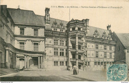 CPA Blois-Le Château-Partie Gaston D'Orléans-Timbre     L1753 - Blois