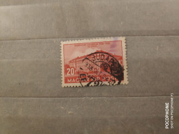 Hungary	Architecture (F96) - Used Stamps