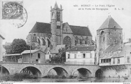 CPA Moret-Le Pont, L'église Et La Porte De Bourgogne-Timbre       L1778 - Moret Sur Loing