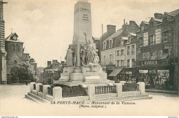 CPA La Ferté Macé-Monument De La Victoire    L1862 - La Ferte Mace