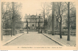 CPA Choisy Le Roi-Le Nouvel Hôtel De Ville-Entrée Du Parc-24     L2160 - Choisy Le Roi