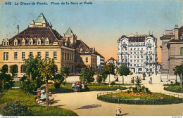 CPA La Chaux De Fonds-Place De La Gare Et Poste-443-Timbre      L2147 - La Chaux-de-Fonds