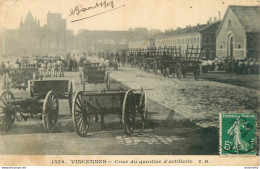 CPA Vincennes-Cour Du Quartier D'artillerie-1559-Timbre      L2145 - Vincennes