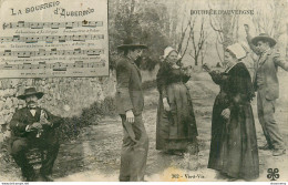 CPA Bourrée D'Auvergne-Vis à Vis      L2144 - Auvergne