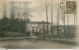 CPA Saint Mesmes-Ancien Moulin-Timbre    L2126 - Autres & Non Classés