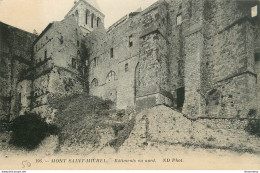 CPA Mont Saint Michel-Bâtiments Au Nord    L2313 - Le Mont Saint Michel