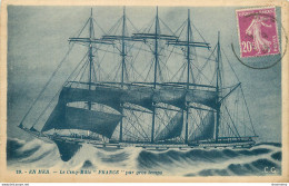 CPA En Mer-Le Cinq Mâts FRANCE Par Gros Temps-Timbre      L2294 - Sailing Vessels