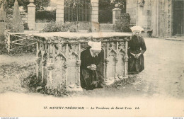 CPA Mininy Tréguier-Le Tombeau De Saint Yves-17      L2271 - Tréguier