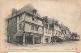 CPA Dol-Anciennes Maisons De La Grande Rue-63      L2400 - Dol De Bretagne