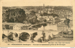 CPA Périgueux-Vue Sur La Cathédrale Prise De St Georges-13      L2320 - Périgueux