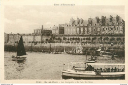 CPA Saint Malo-Les Remparts Et La Calèche De Dinan   L2316 - Saint Malo