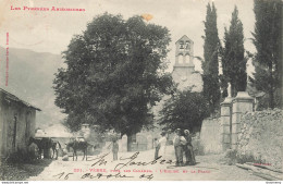 CPA Vèbre,près Les Cabanes-L'église Et La Place-331-Timbre      L2443 - Otros & Sin Clasificación