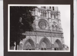 3 Photos Originales PARIS 1975 " Notre Dame De Paris Rosace Et Edifices " (PHOT330a Et B) - Plaatsen