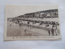 TROUVILLE LA REINE DES PLAGES  ( 14 Calvados )  LA PLAGE A MAREE HAUTE  TRES ANIMEES - Trouville